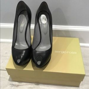 Sergio Rossi black leather shoes!